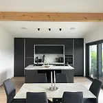 Penthaus Am Suedhang דירה